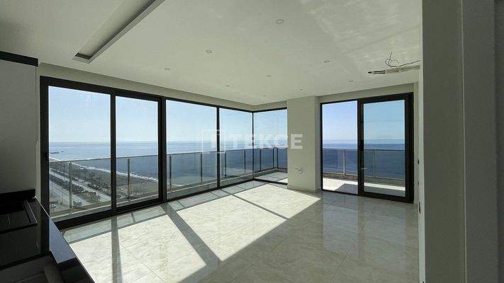 Seafront Real Estate with Stunning Views in Mahmutlar