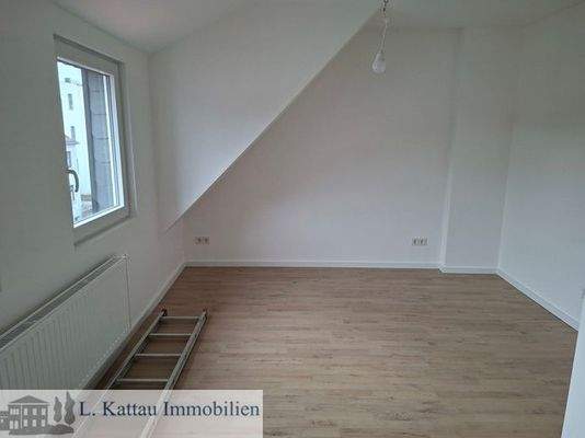 großzügiges Zimmer 4