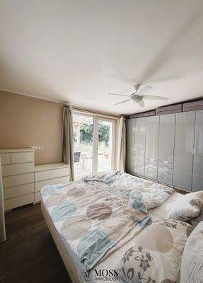 Großes Schlafzimmer 