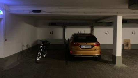 München Garage, München Stellplatz