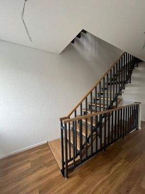 Treppe ins DG.jpg