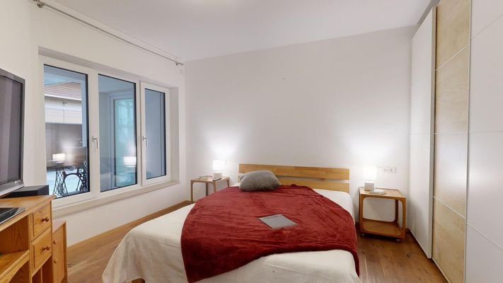 Gr0ßes Schlafzimmer