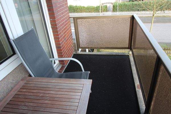 13 - Balkon Schlafzimmer