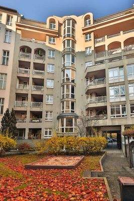 Hausansicht vom Innenhof