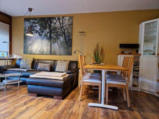 Essplatz im Wohnzimmer