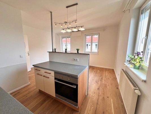 Küchenblock mit Backofen,