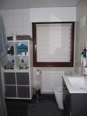 Badezimmer (EG)