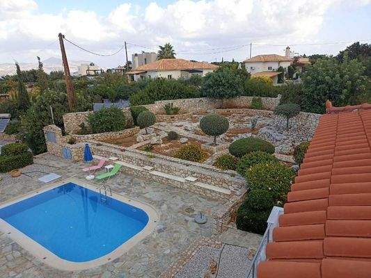 MIT VIDEO! Kreta, Plaka: Villa mit traditionellen Elementen und Meerblick zu verkaufen