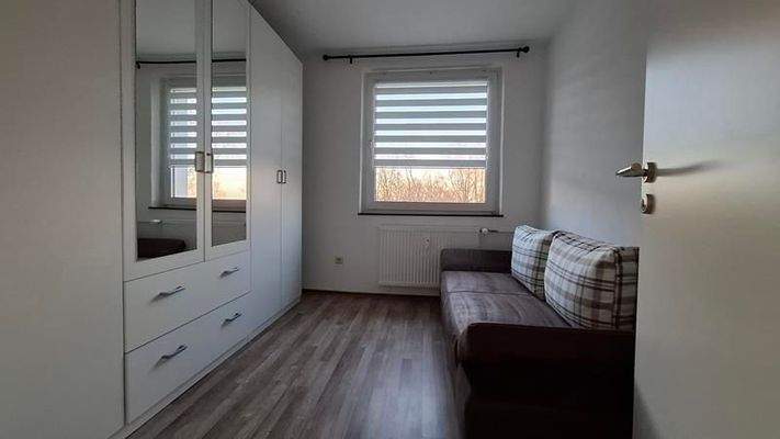 Kinderzimmer Büro Gästezimmer.jpg