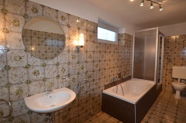 Erdgeschoss Badezimmer