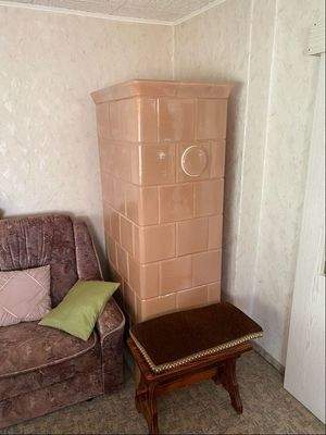 Kachelofen im Obergeschoß