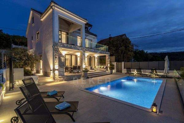 Luxusvilla direkt am Strand auf Solta