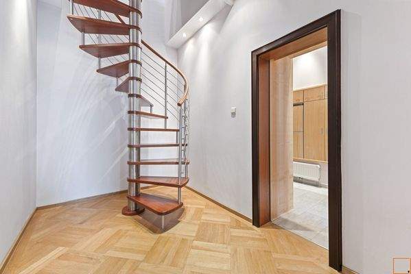 Stiege aus einer dritten Perspektive