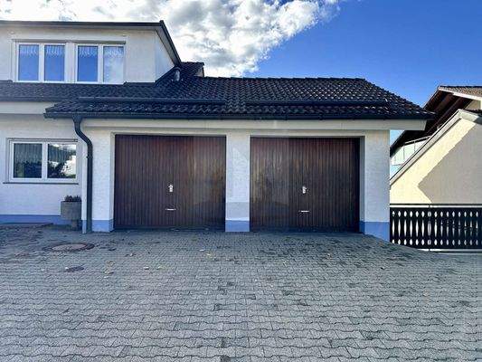 Außenansicht | Doppelgarage