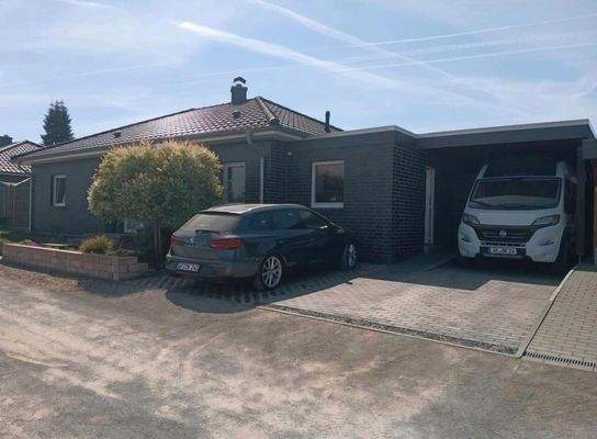 Carport & Stellplatz