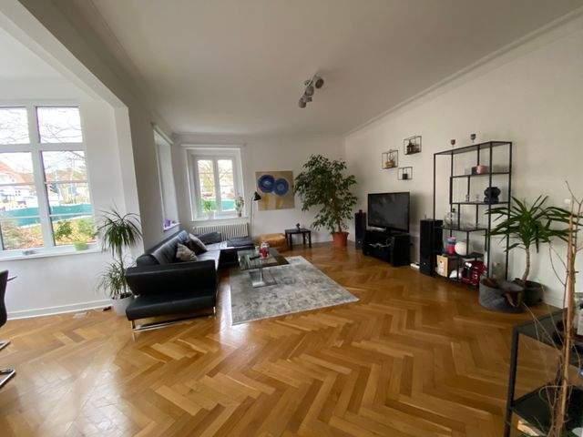 WG Zimmer in einer Villa - Photo 1