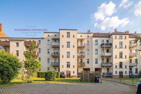 81f4c8f7-aussenansicht-staging-etagenwohnung-in-le