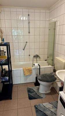 Badezimmer EG