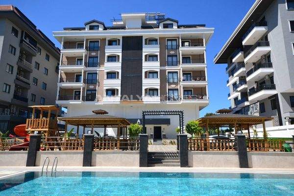 Real Estate Near the Sea in a Complex with Rich Facilities in Alanya
