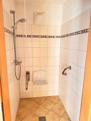 Dusche EG barrierefrei
