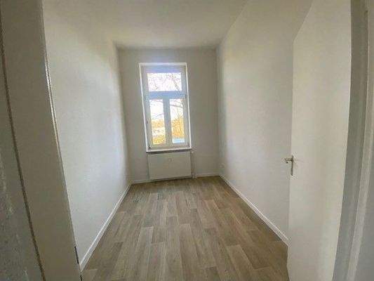 Halbes Zimmer neu