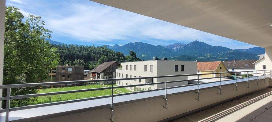 Schlins B07 Aussicht Terrasse