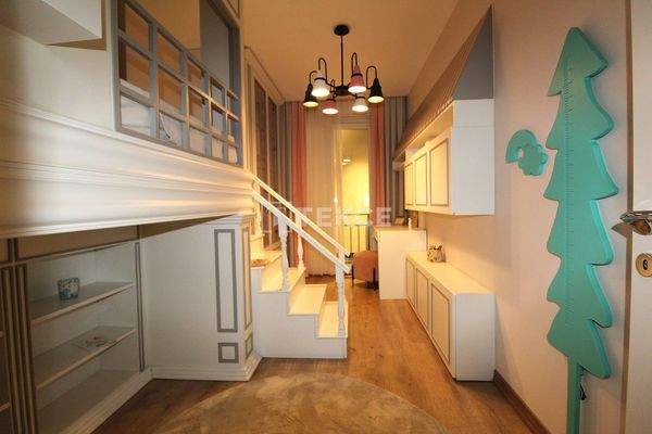 Apartments in a Complex with Pool in Büyükçekmece İstanbul