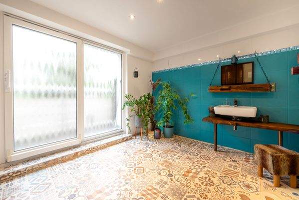 Balkonzugang vom Badezimmer