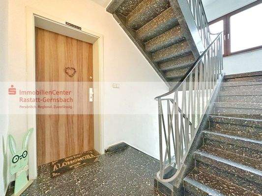 Hausflur / Eingang Wohnung