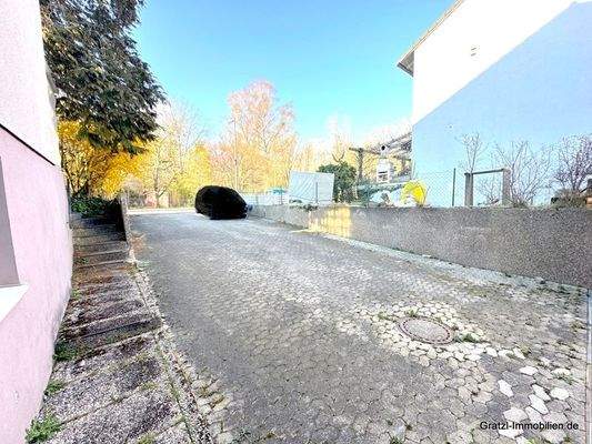 Zufahrt Hallengarage