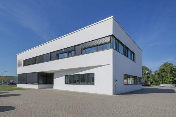 Frontansicht Gebäude