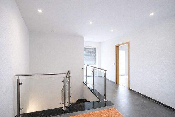 Flur 1. Obergeschoss