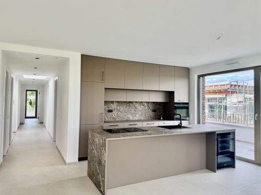 Hochwertige Einbauküche