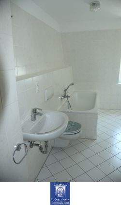 Wunderschöne Singlewohnung mit Balkon, Tageslichtbad und separater Küche! - Photo 2