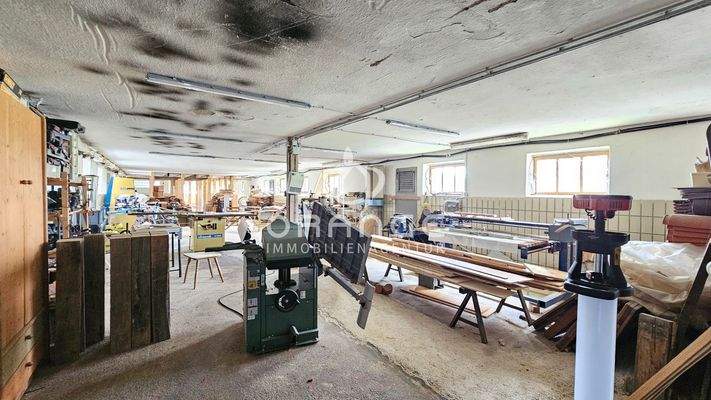 Schreinerei im ehemaligen Stall