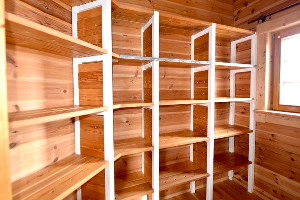 Ankleide zu Schlafen 1