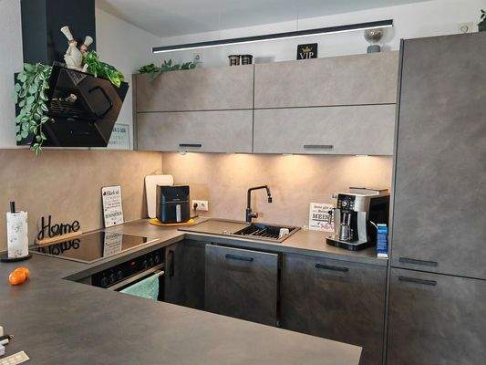 Hochwertige Einbauküche 