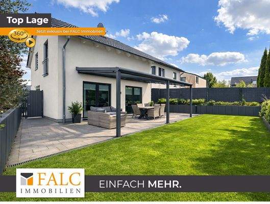 Pflegeleichter Garten mit Pergola und Terrasse (zum teil visuell)