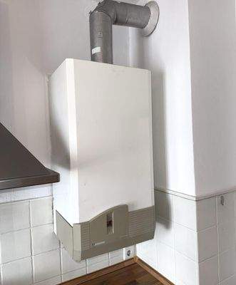 Küche mit Gas-Etagenheizung