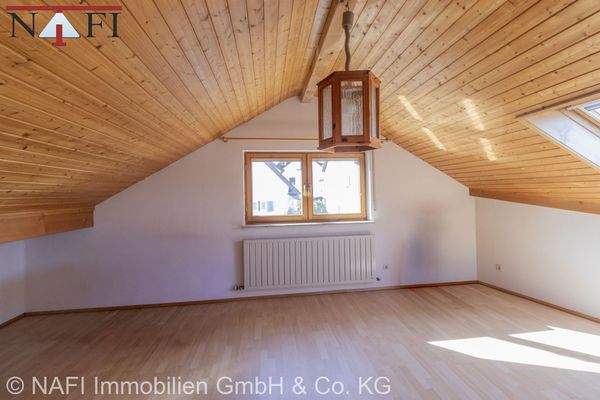 Dachgeschoss Zi 3