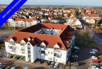 Mehrfamilienhaus mit Passage