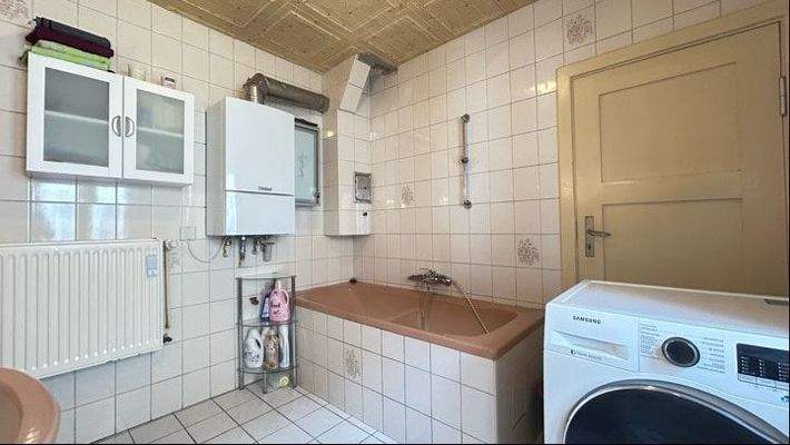 Badezimmer EG mit Wanne