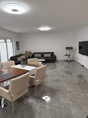 Wohn-und Essbereich EG