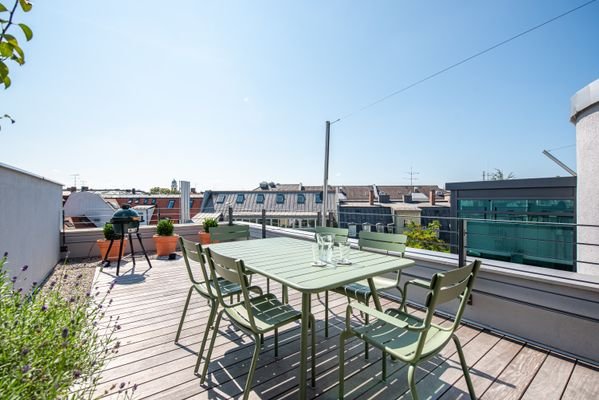 Südterrasse mit Panoramablick