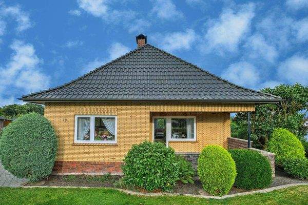 Hausansicht Straßenseite