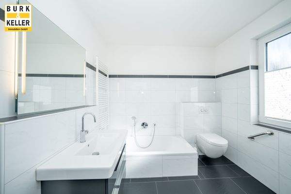 Badezimmer im Erdgeschoss