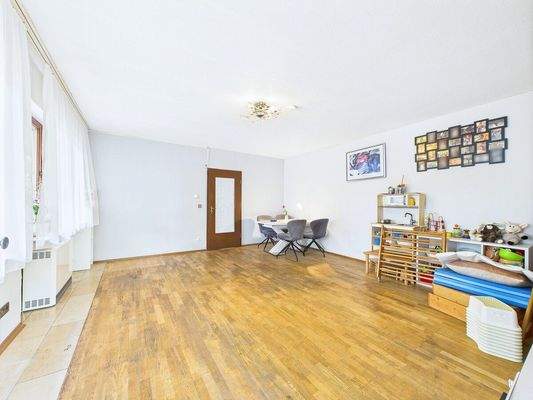 WohnzimmerCAM05111G0-PR0022-STILL007