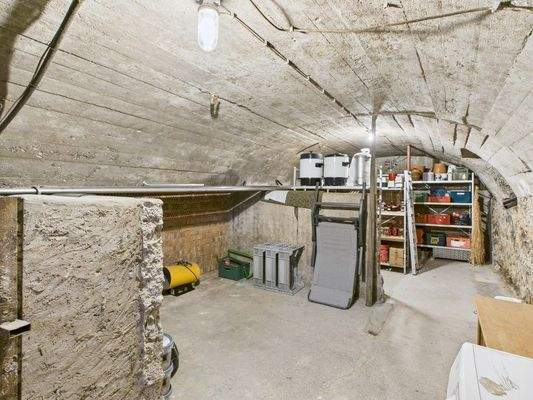 Keller unterm Wohnhaus