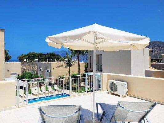 Kreta, Nopigia: Schöne 2-Zimmer-Wohnung in Anlage in Strandnähe zu verkaufen