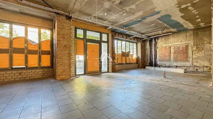 Räumlichkeiten / premises